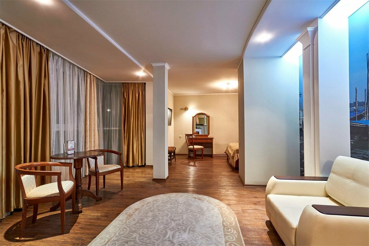 Гостиница Пионер Люкс Саратов