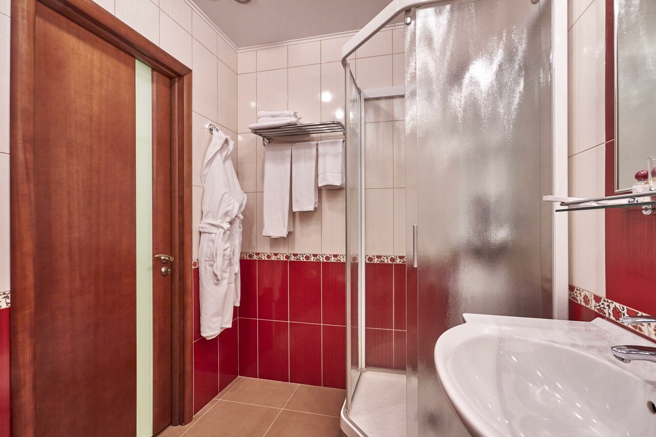 Гостиница Пионер Люкс Саратов-219