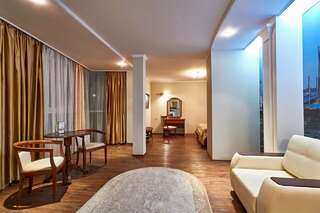 Гостиница Пионер Люкс Саратов VIP DBL-4