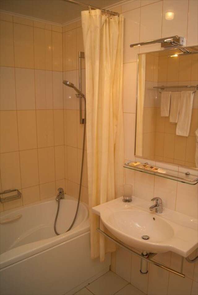 Гостиница Пионер Люкс Саратов-27